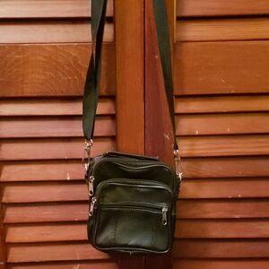Men's Black Leather Crossbody Bag